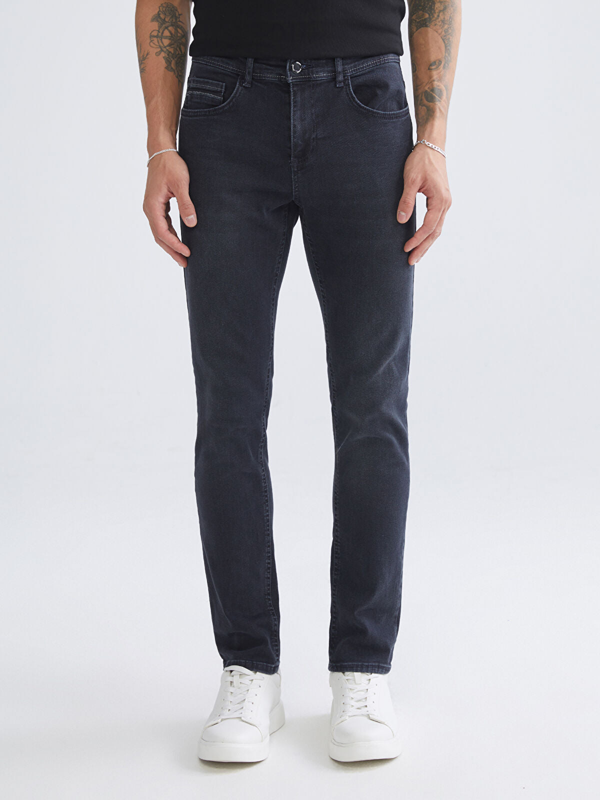 750 Slim Fit Men's Woven Jean Pantalon