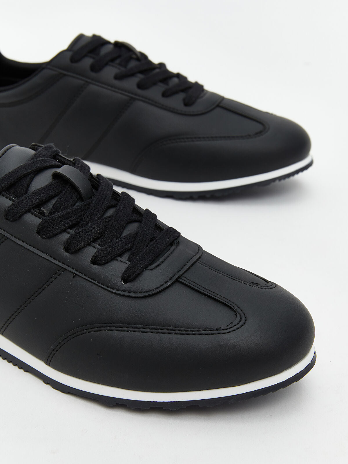 Leather-Look Men's Sport Shoes