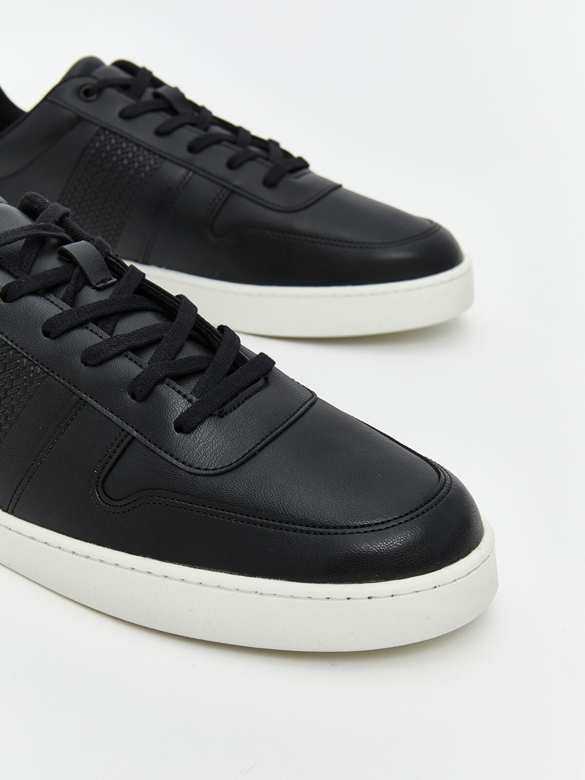 Leather-Look Men's Sport Shoes