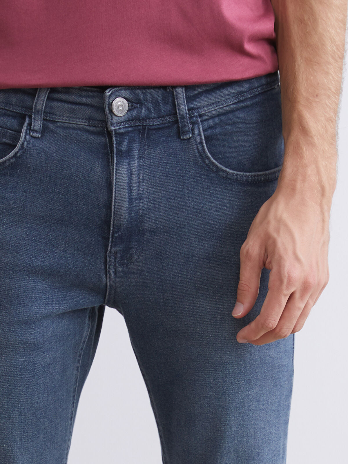 750 Slim Fit Men's Woven Jean Pantalon