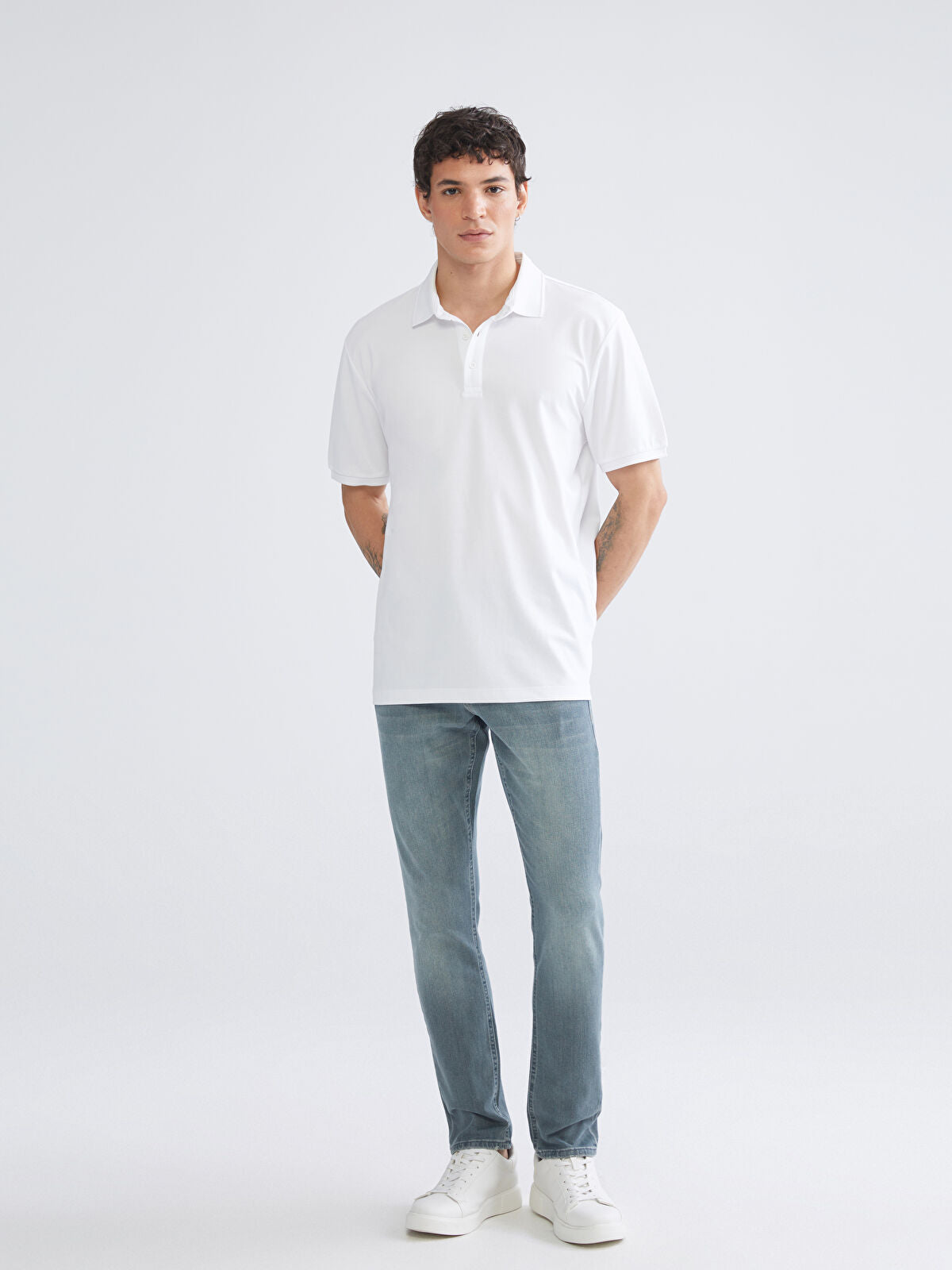 750 Slim Fit Men's Woven Jean Pantalon