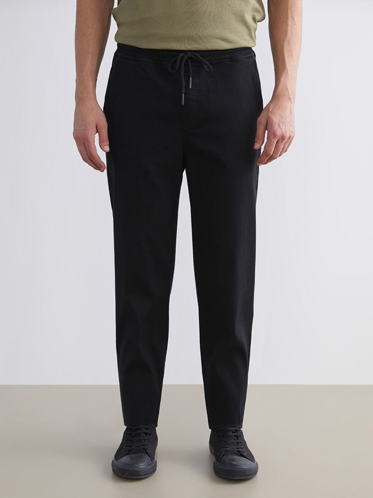 700 Men’s Straight Fit Jeans Pants