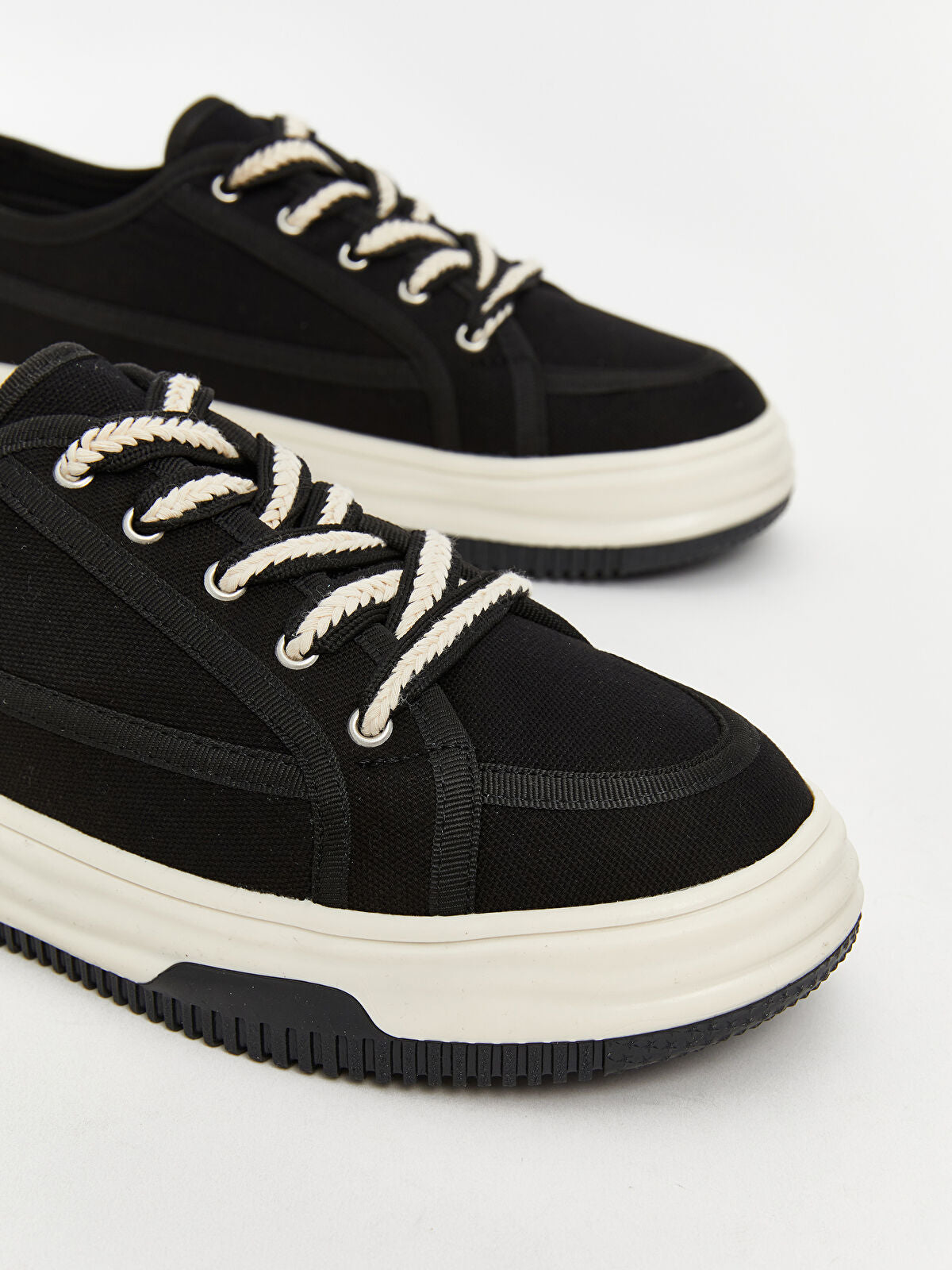 Sleeveless Women's Casual Sport Shoes