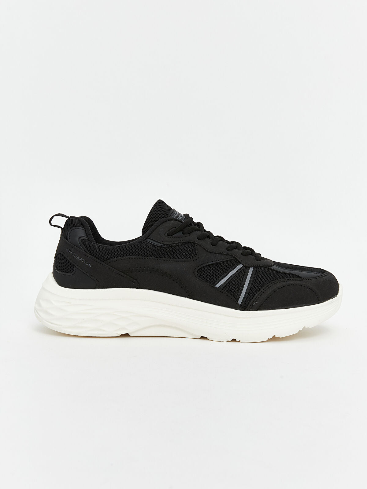 Slip-On Elaborate Men's Sports Shoe