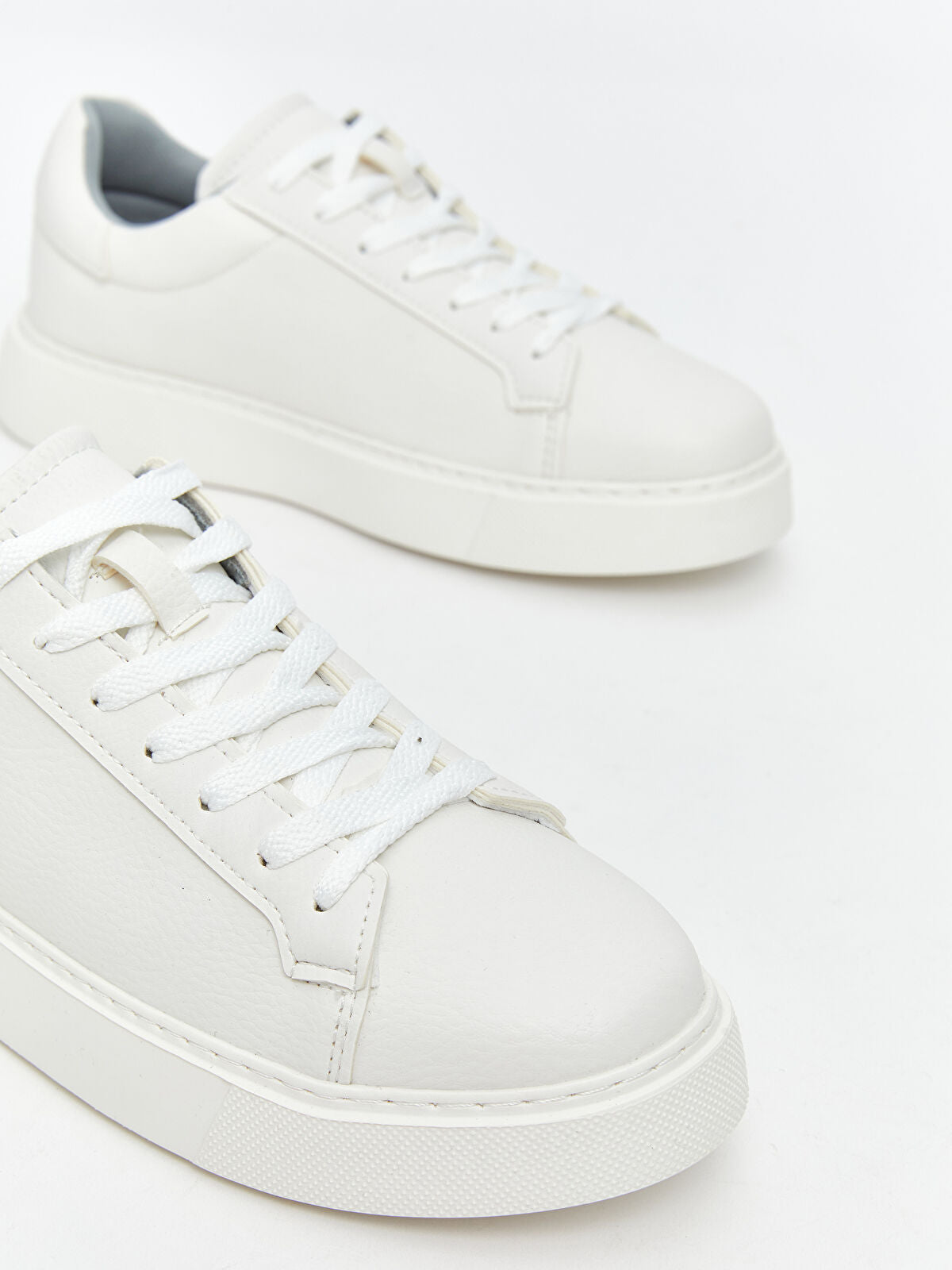 Buckle Women's Sport Shoes