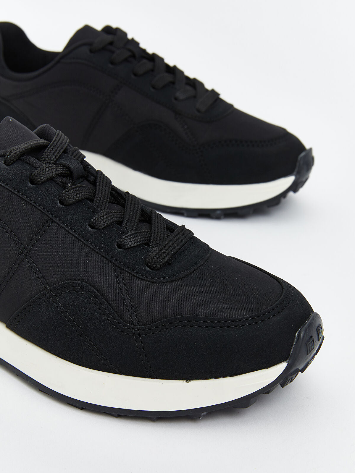 Buckle Women's Sport Shoes