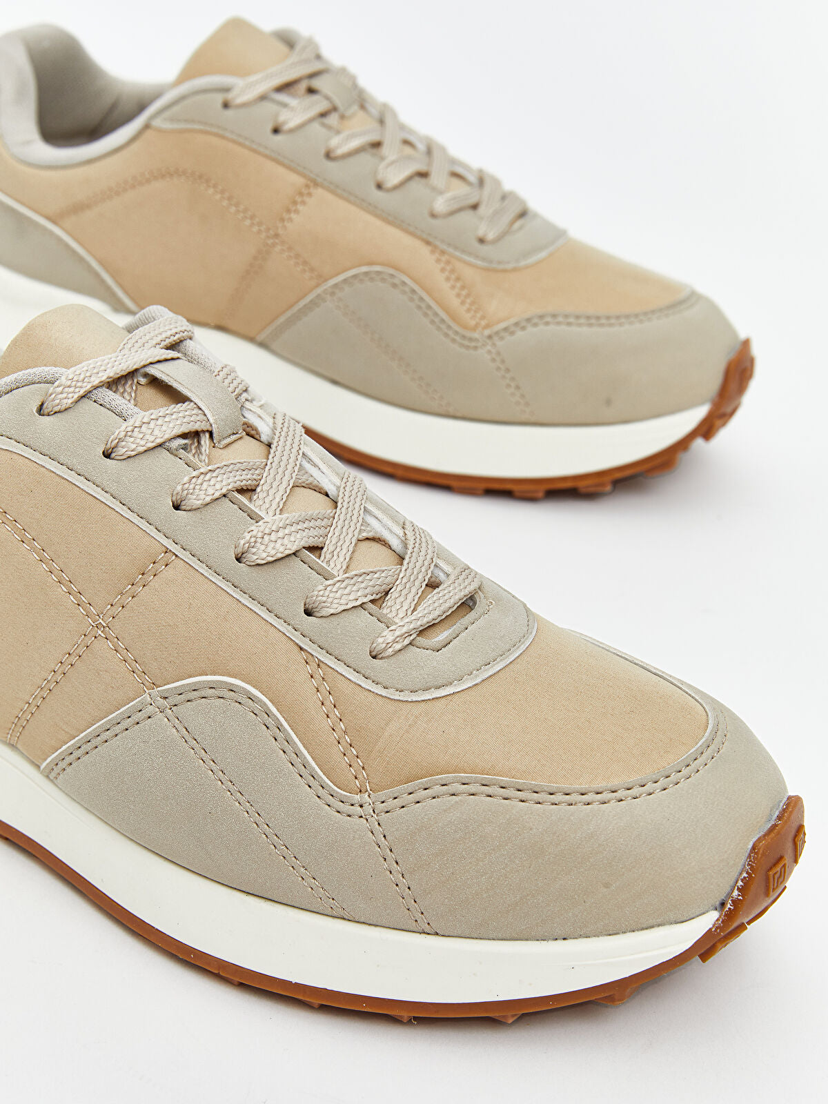 Buckle Women's Sport Shoes