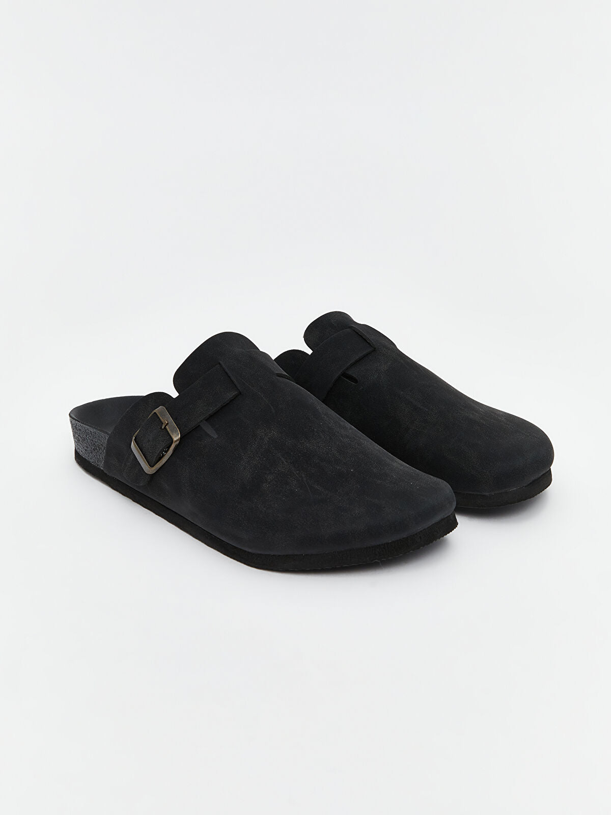 Slip-On Looking Men's Slipper