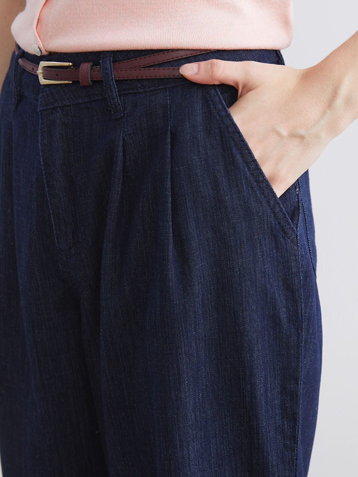 Women’s Belted Wide Leg Jean Pants