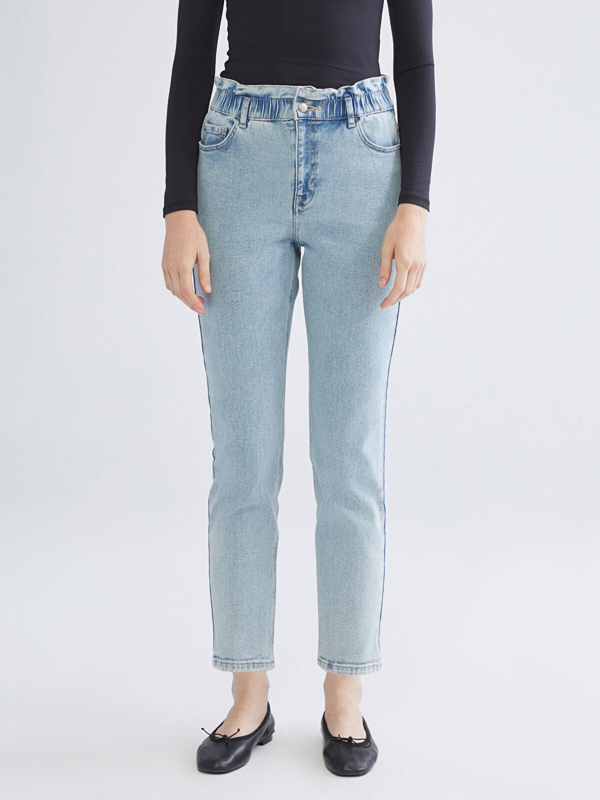 Straight Waistband Elastic Slouchy Fit Women's Jeans