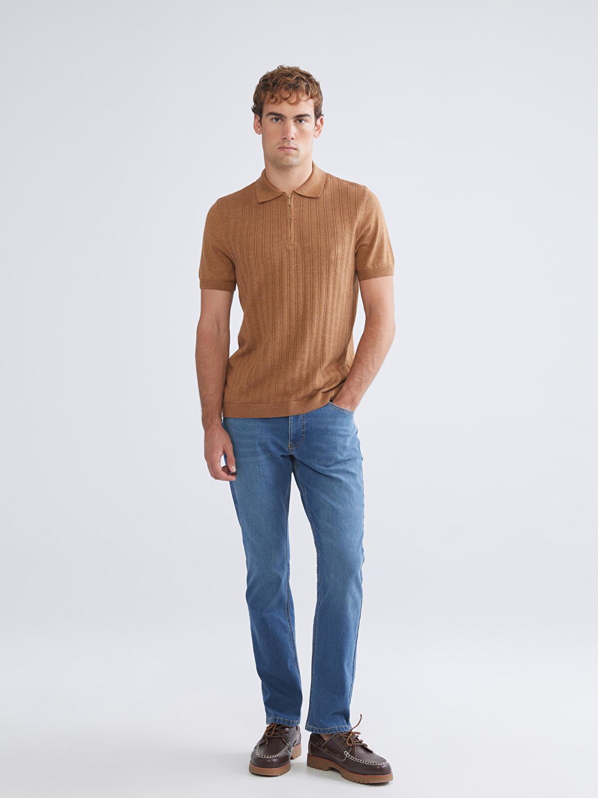 750 Slim Fit Men's Woven Jean Pantalon