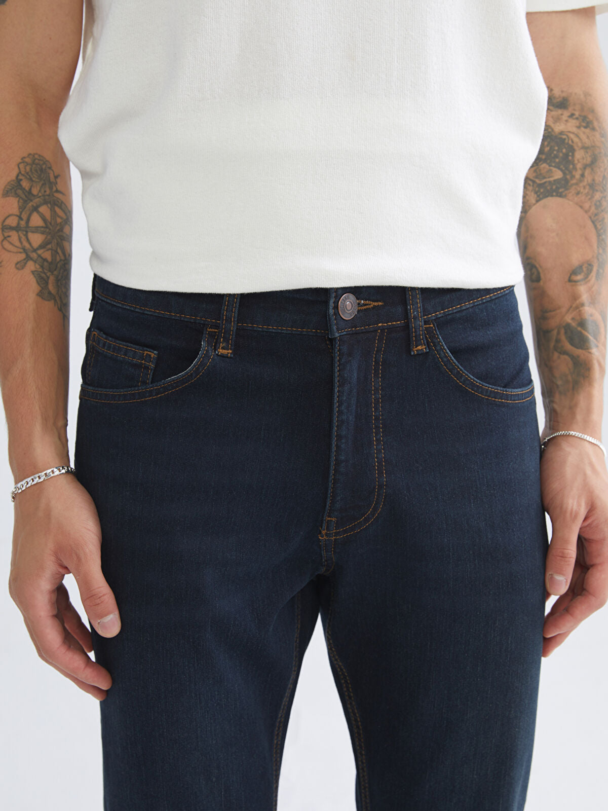 750 Slim Fit Men's Woven Jean Pantalon