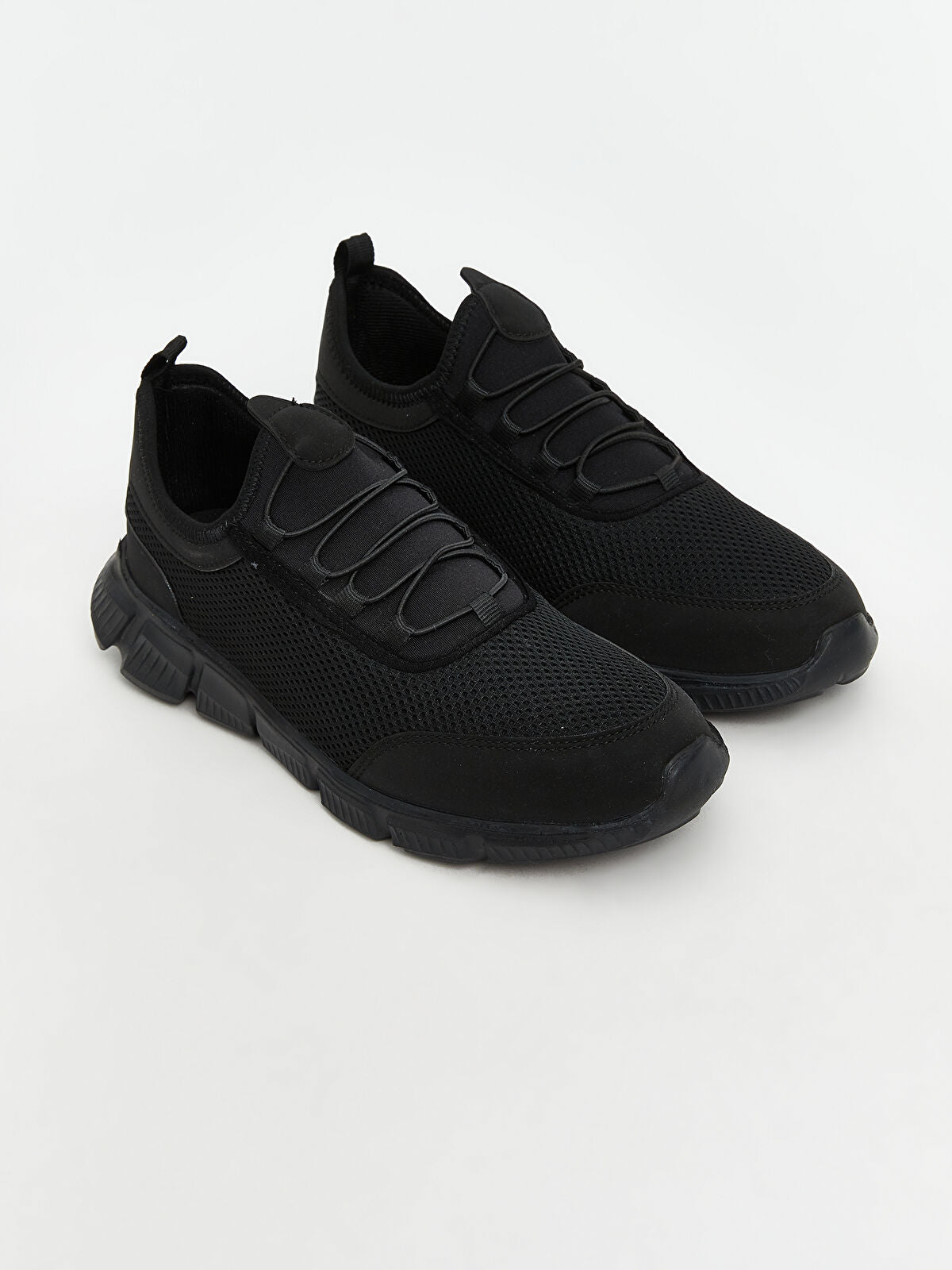 Slip-On Elaborate Men's Sports Shoe