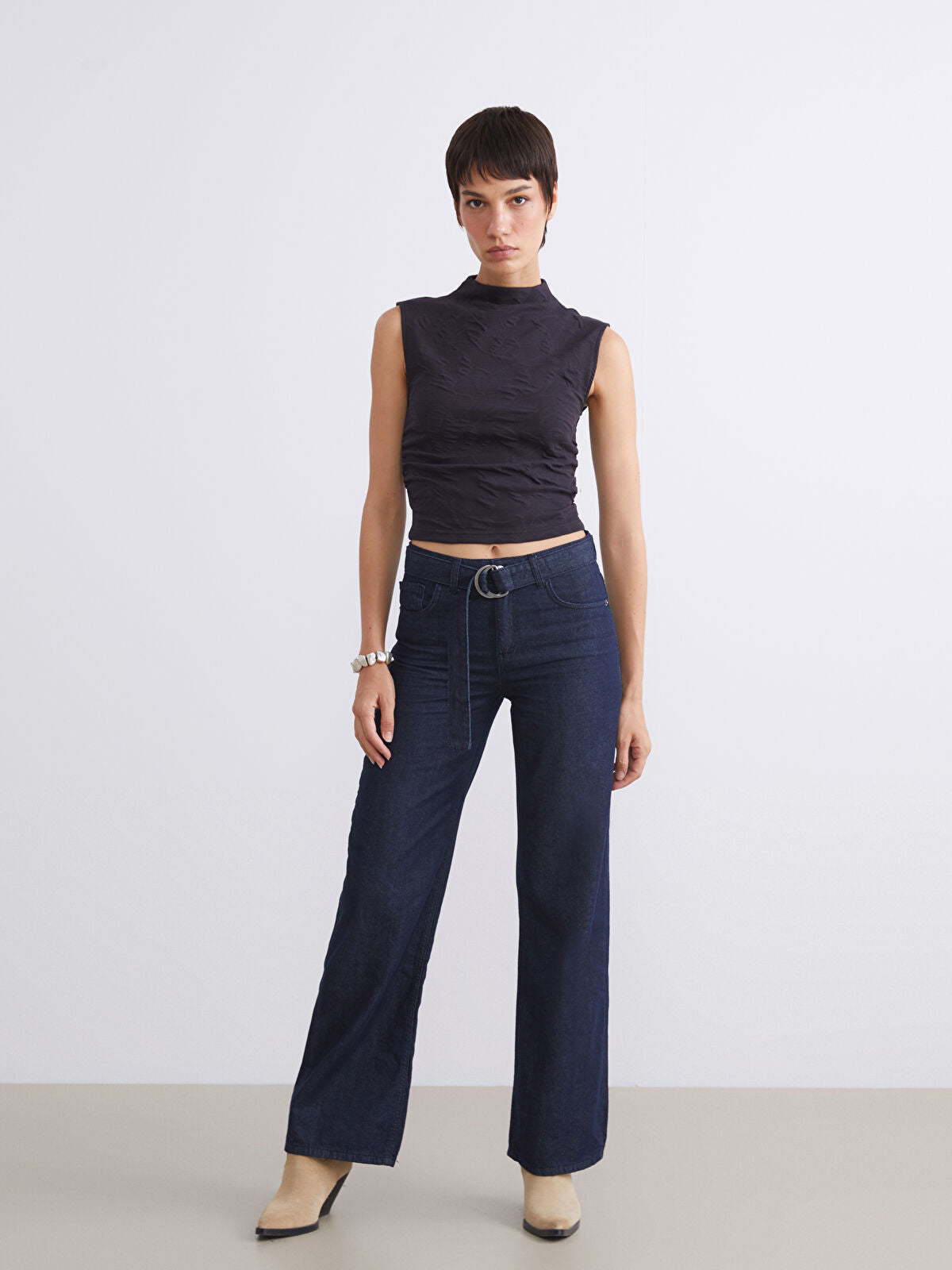 Women’s Belted Wide Leg Jean Pants