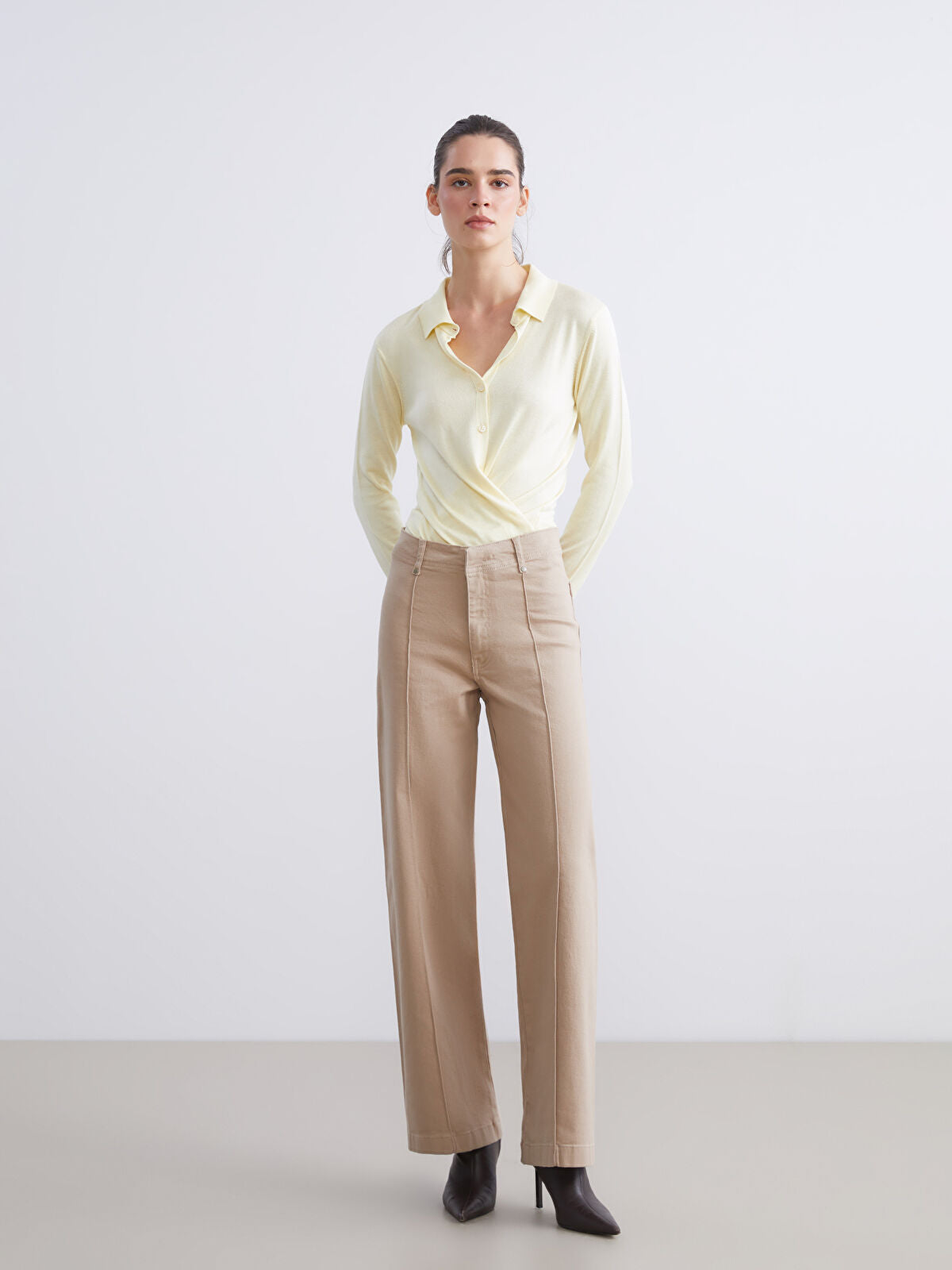 Straight Fit Women's Jean Pantalon