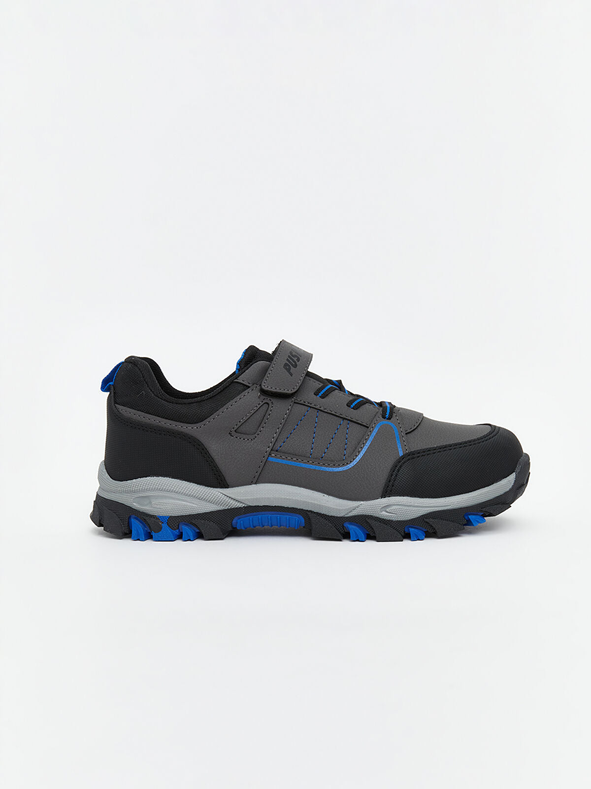 Tie and Crinkle-textured Boys' Trekking Shoes