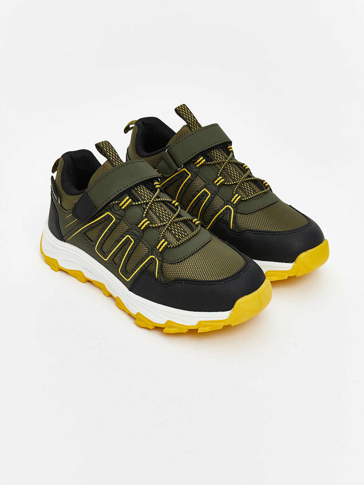 Tie and Crinkle-textured Boys' Trekking Shoes