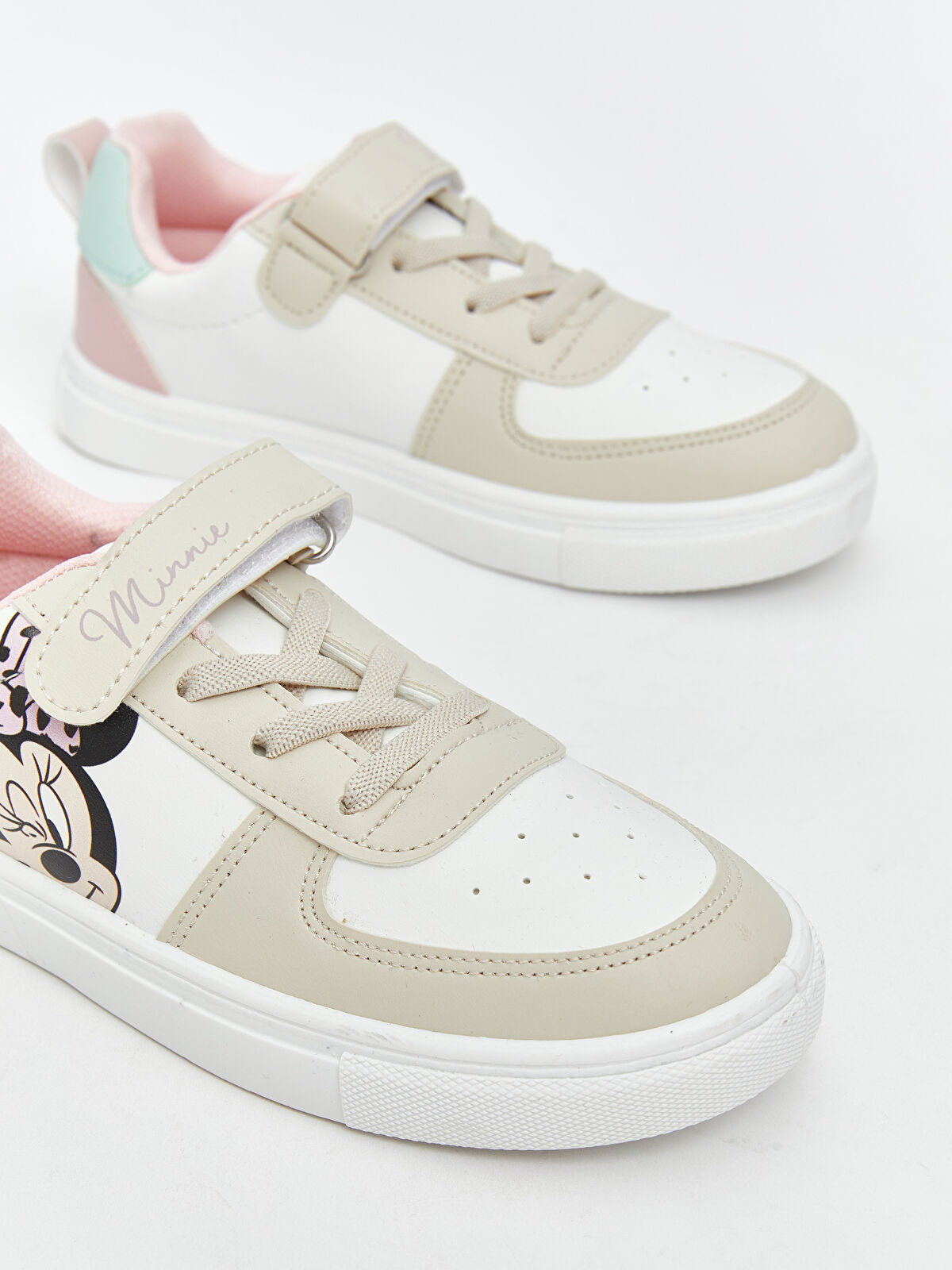 Minnie Mouse Adjustable Strap and Sound Effects Sport Shoes