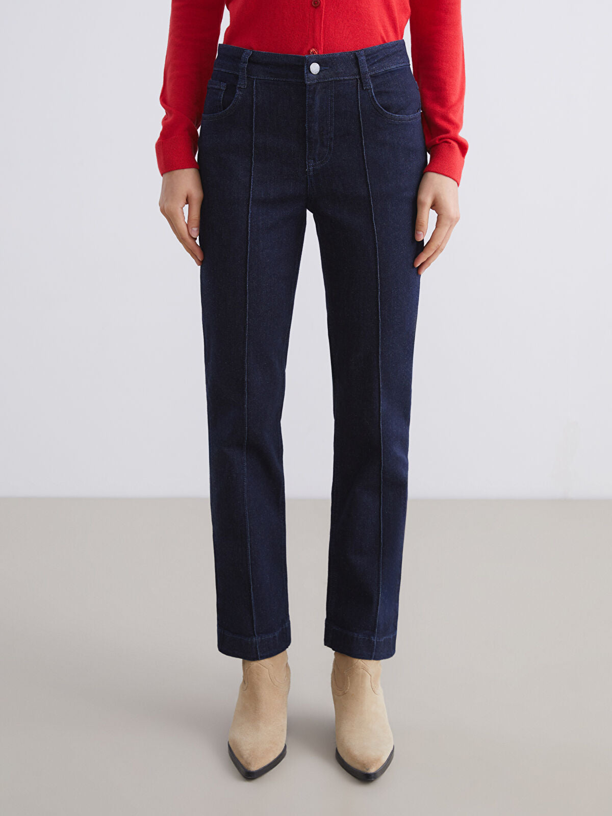 Straight Fit Women's Jeans Pants