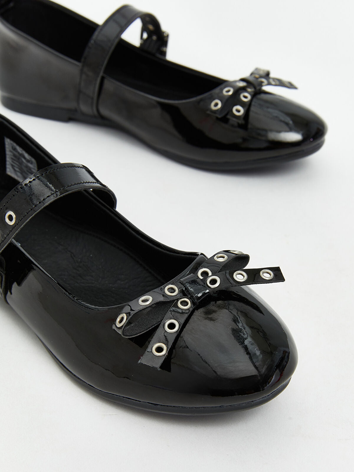 Leather-Look Girls' Baby Shoe