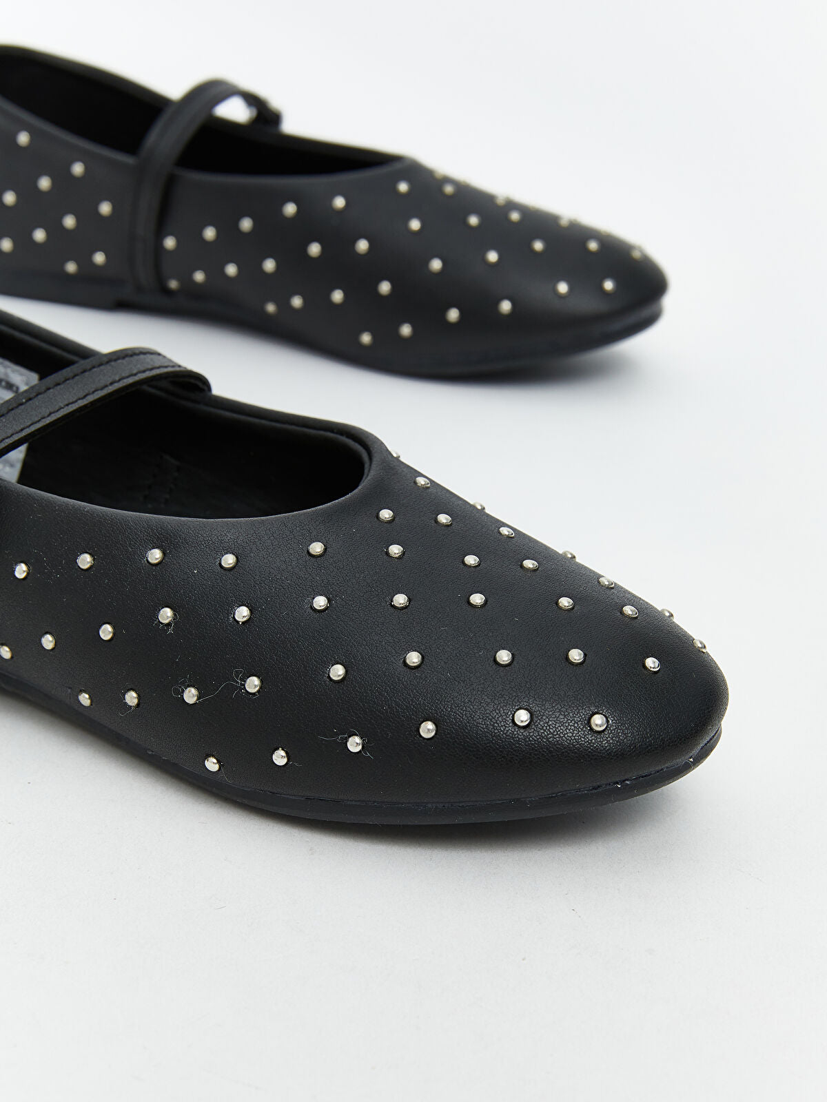 Girls' Beaded Lace-Up Sneaker