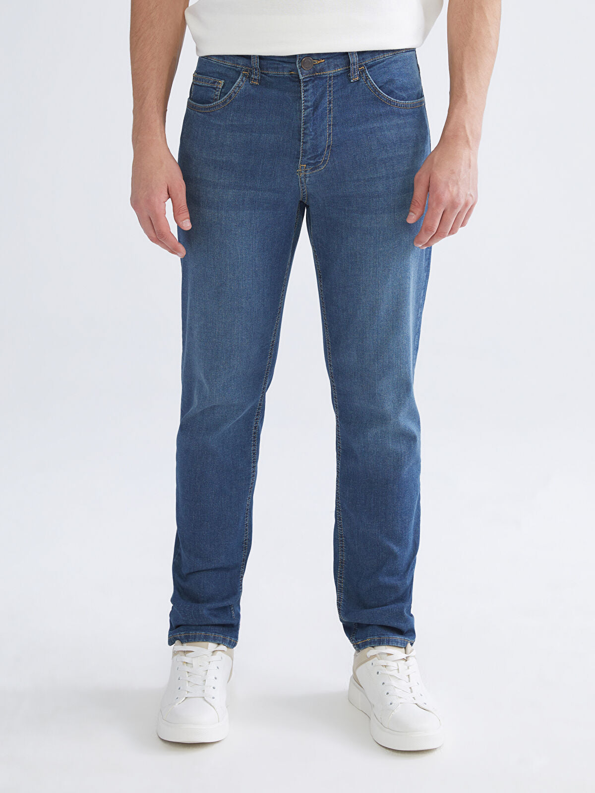 779 Regular Fit Men's Jean Pants