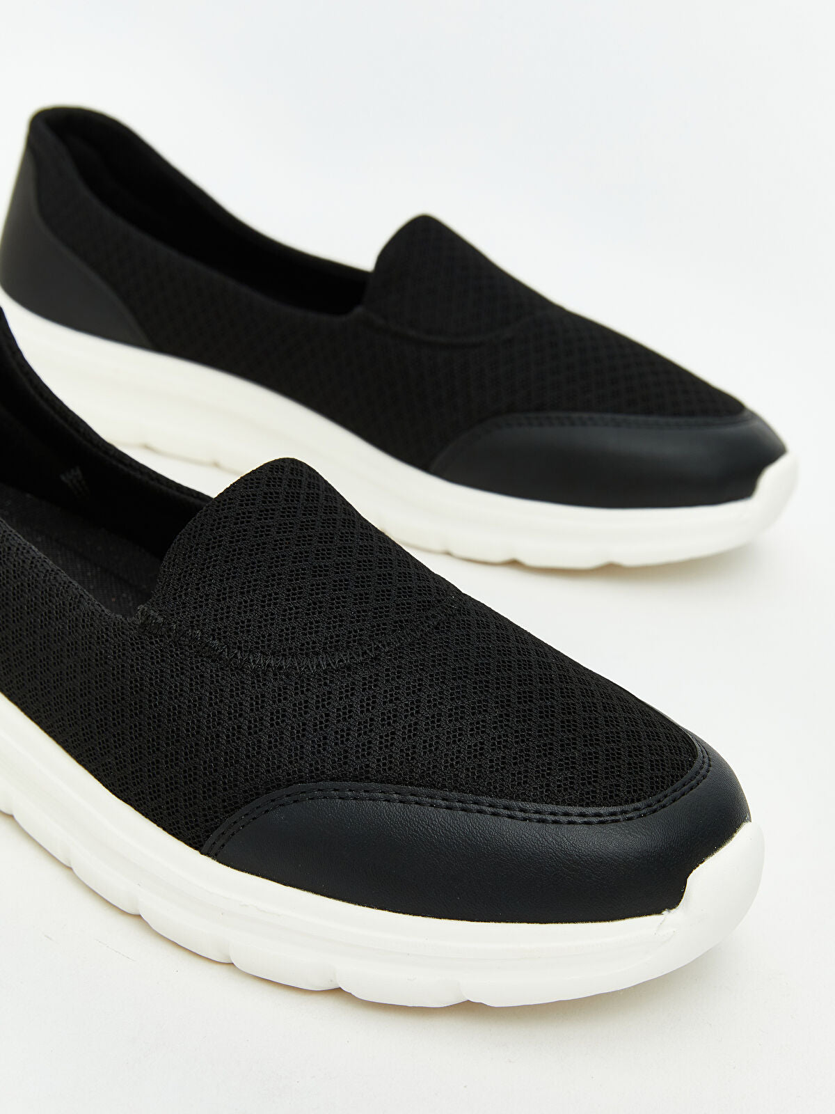 Women's Detailed Sport Shoe