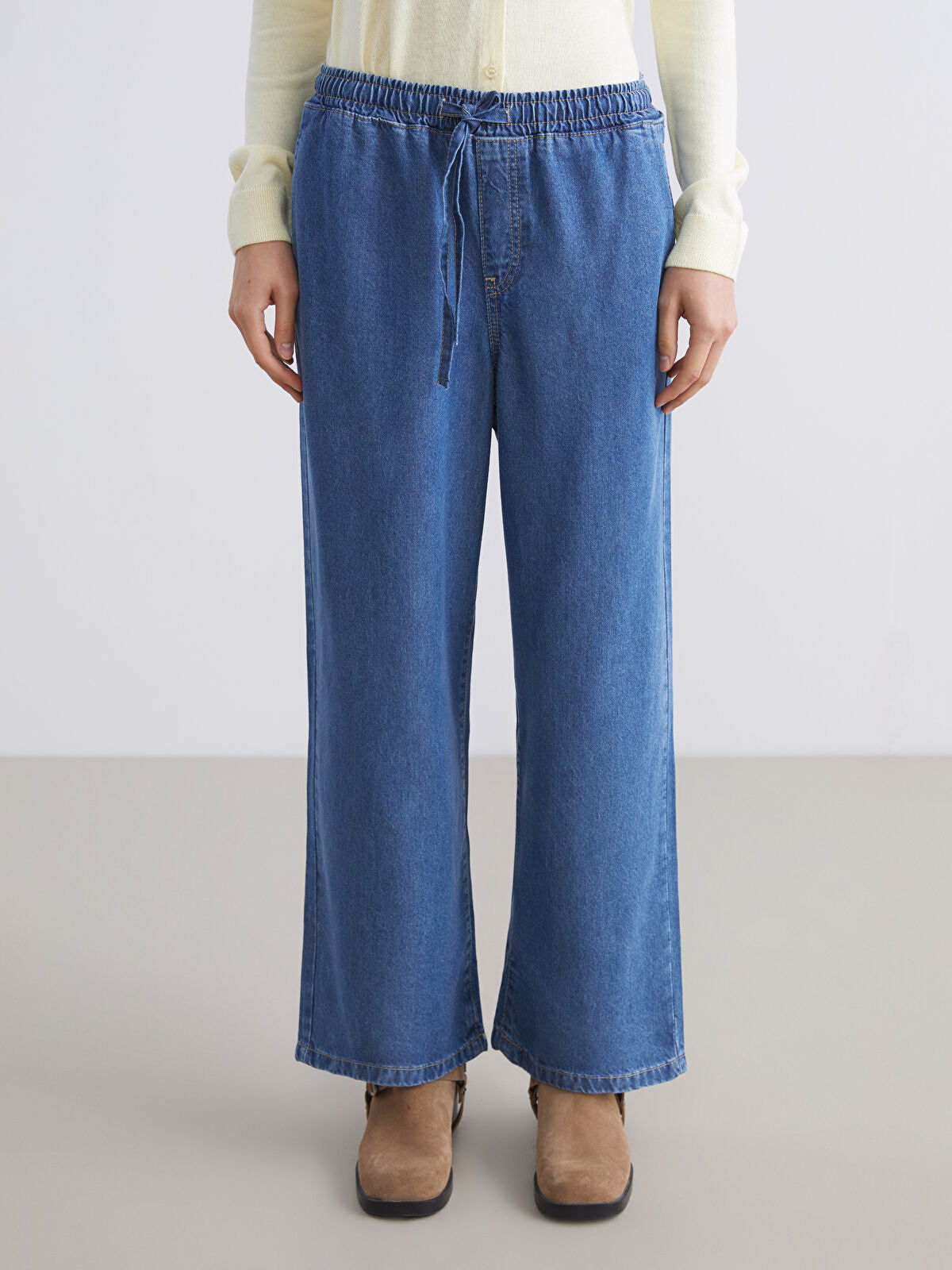 Elastic Waist Women's Wide-leg Jeans Pants