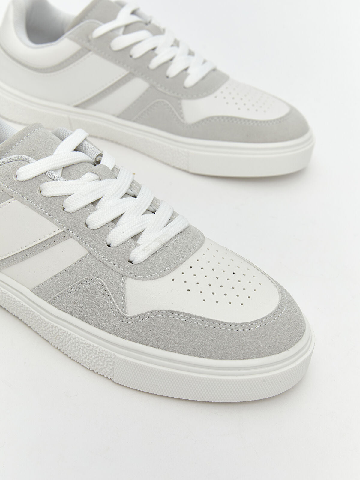 Buckle Women's Sport Shoes
