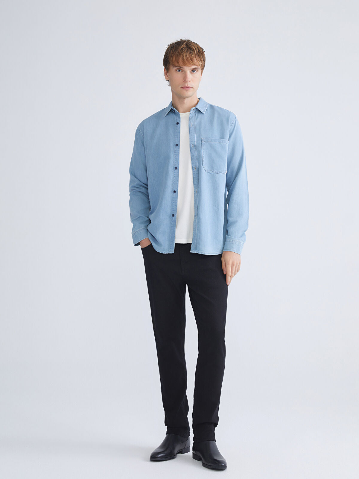 750 Slim Fit Men's Woven Jean Pantalon