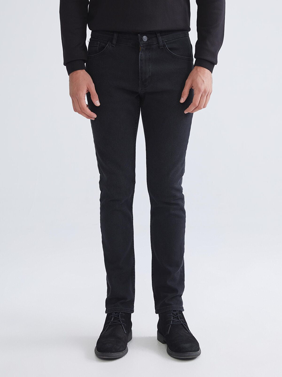 750 Slim Fit Men's Woven Jean Pantalon