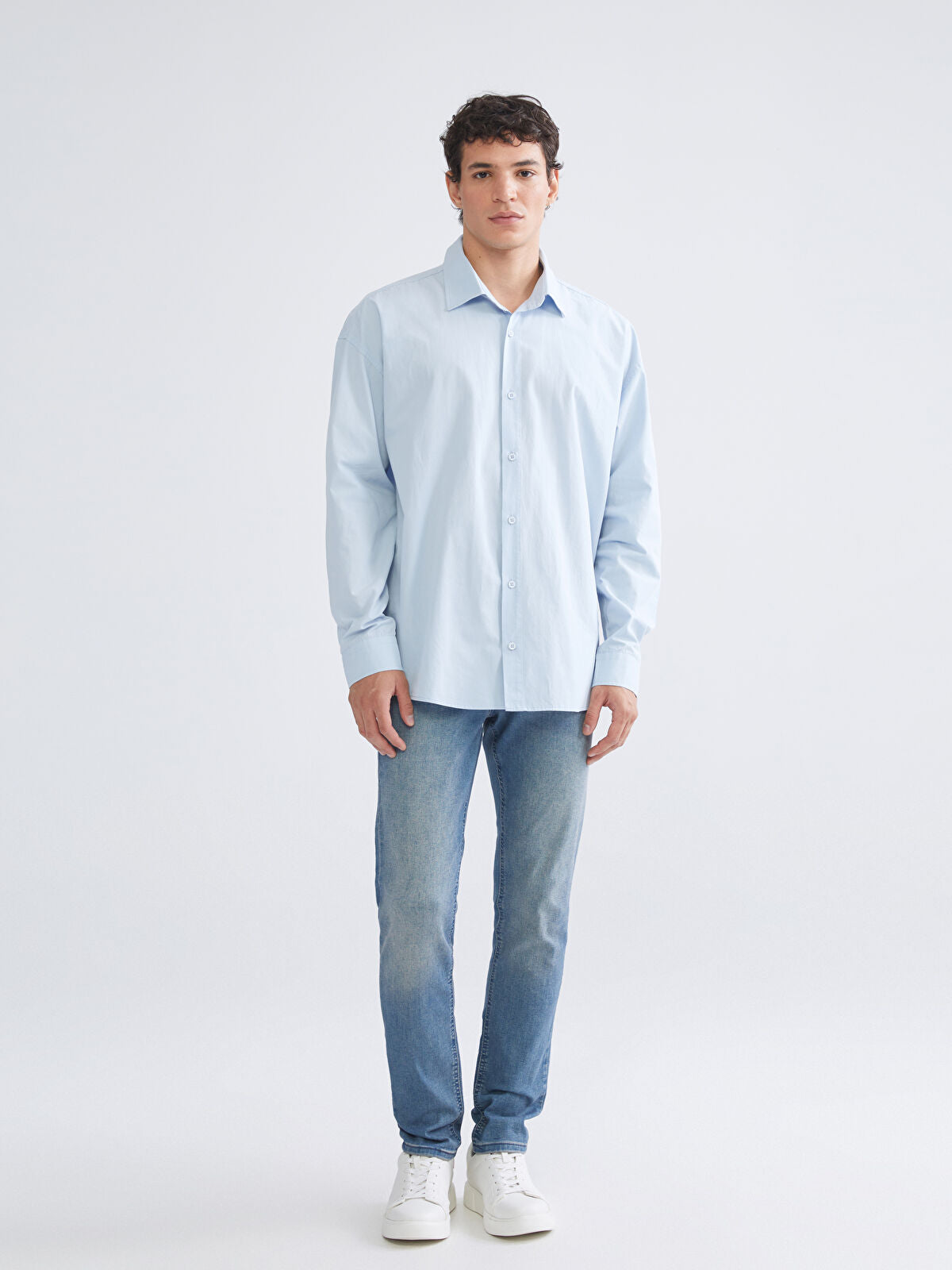 750 Slim Fit Men's Woven Jean Pantalon