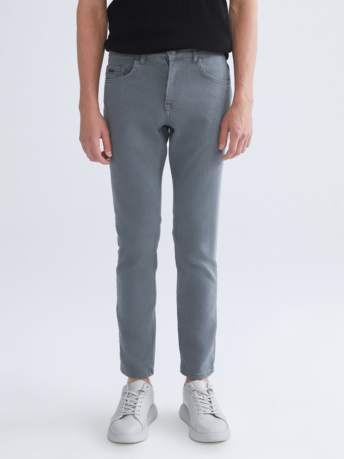 750 Slim Fit Men's Woven Jean Pantalon