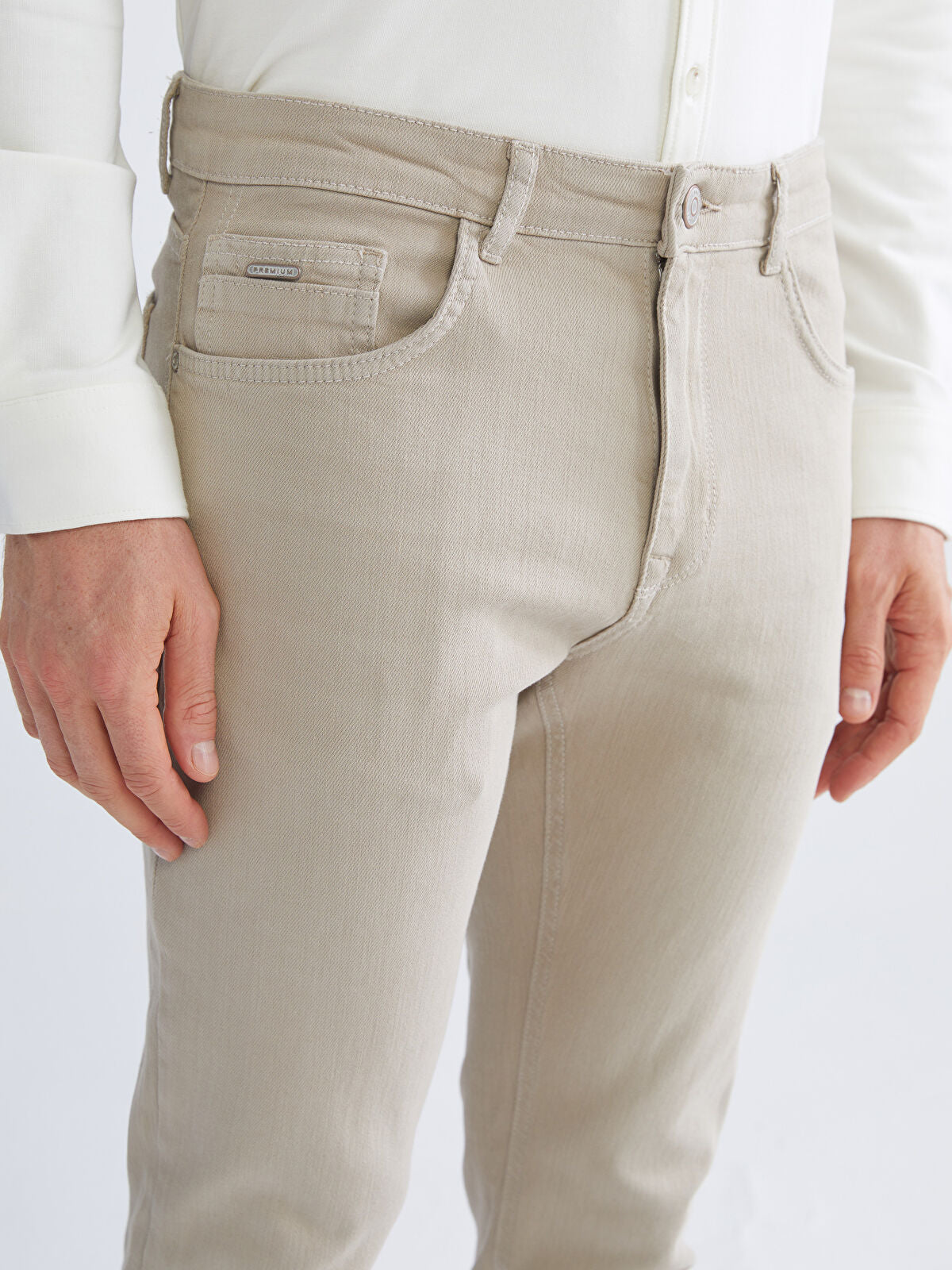 750 Slim Fit Men's Woven Jean Pantalon