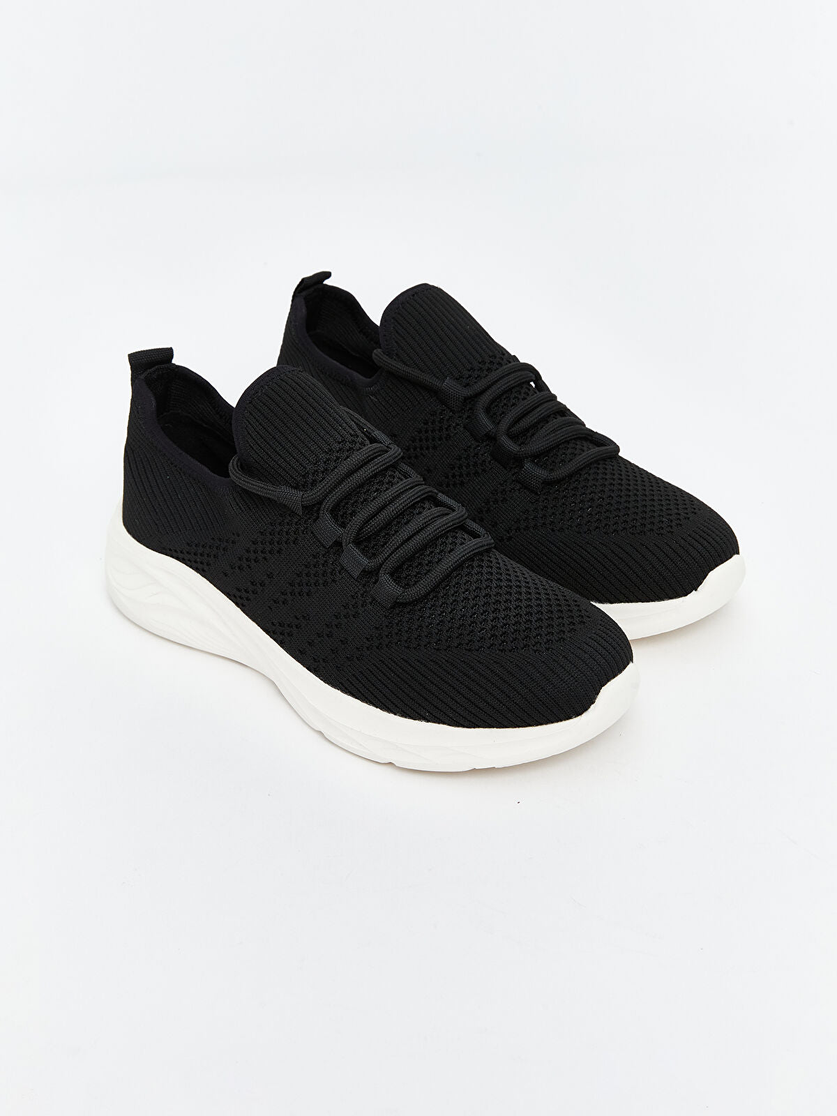 Slip-On Elaborate Men's Sports Shoe