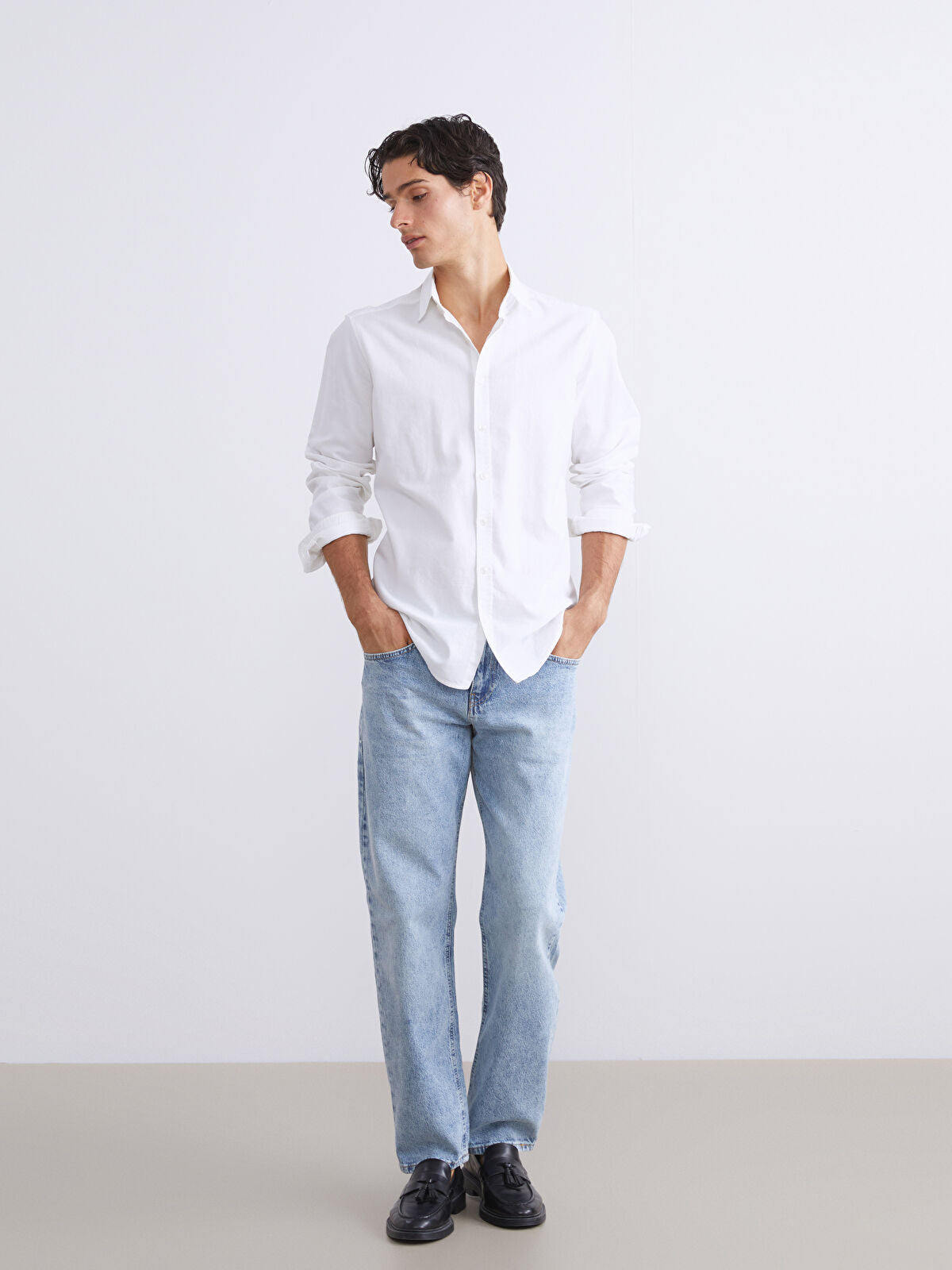 700 Men’s Straight Fit Jeans Pants