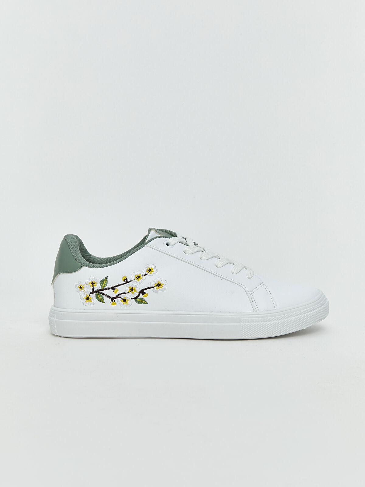 Flower Embellished Women's Sport Shoes