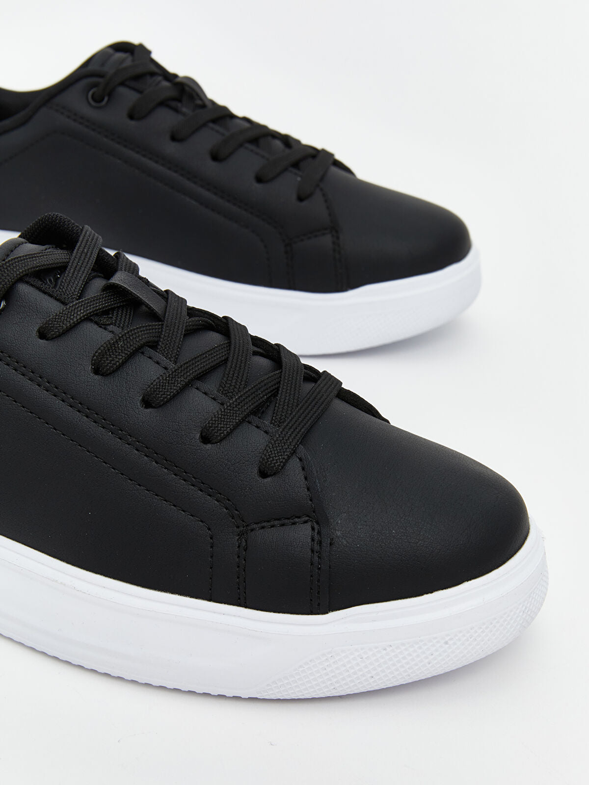 Leather-Look Men's Sport Shoes