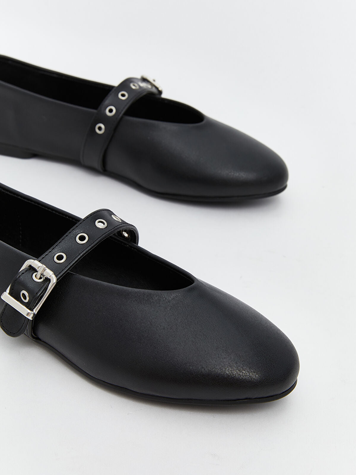 Leather-Look Woman Sandal