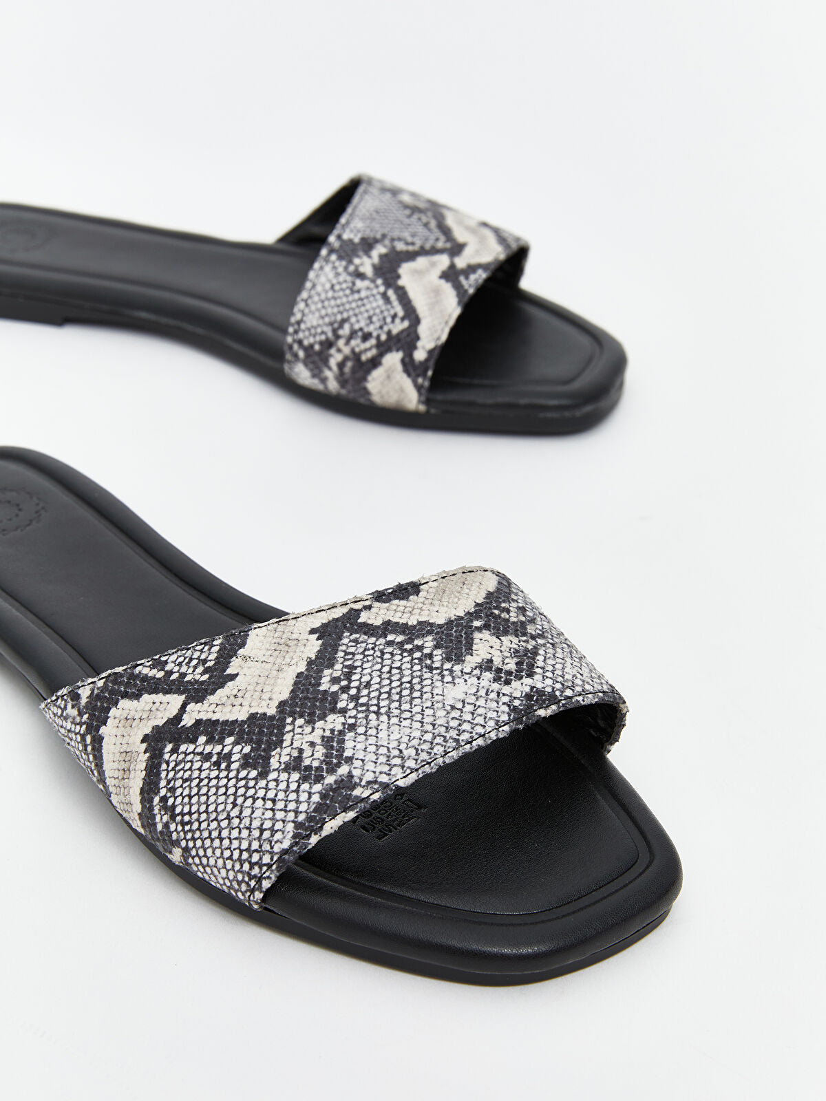 Women's Slippers