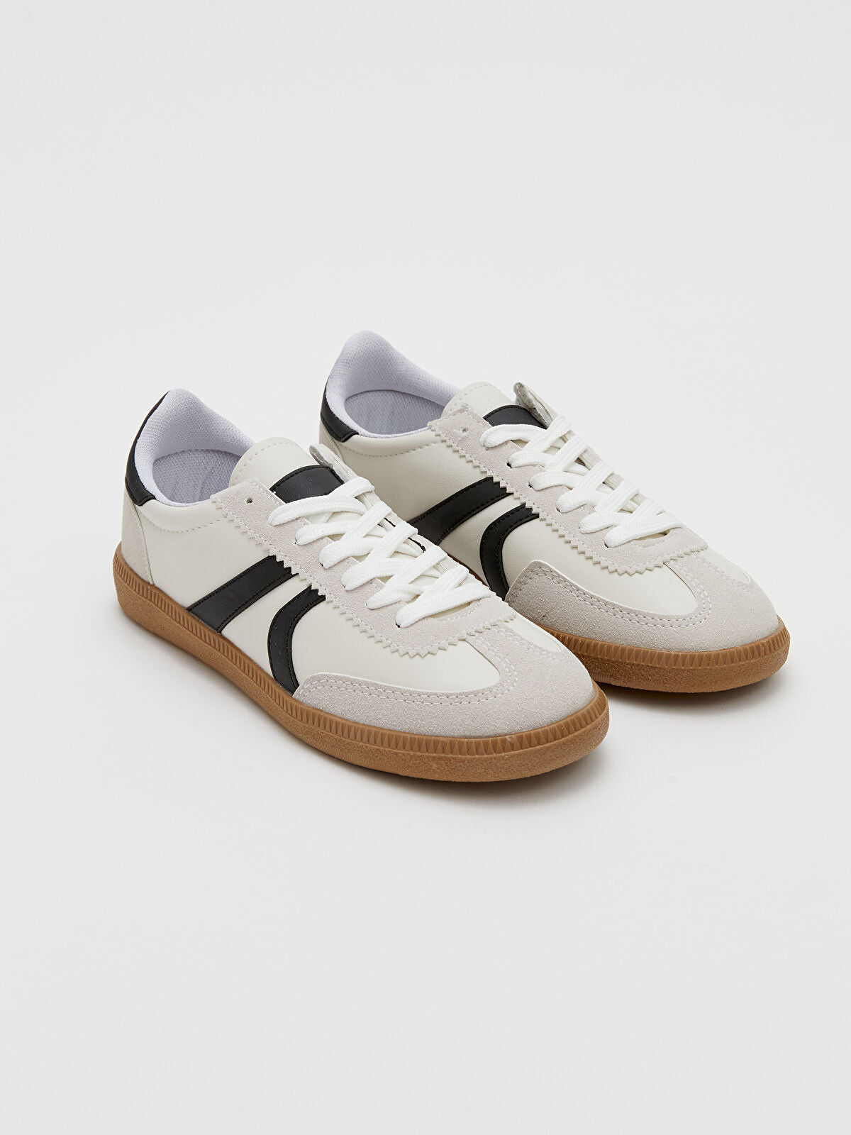 Lightweight Appearance Women's Sport Shoes